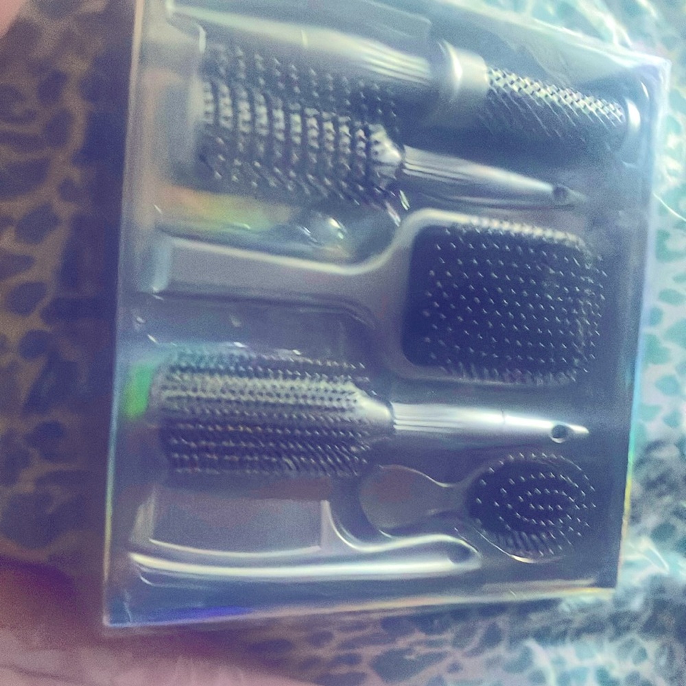 Hair brush kit